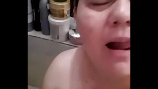 Madura masturbandose